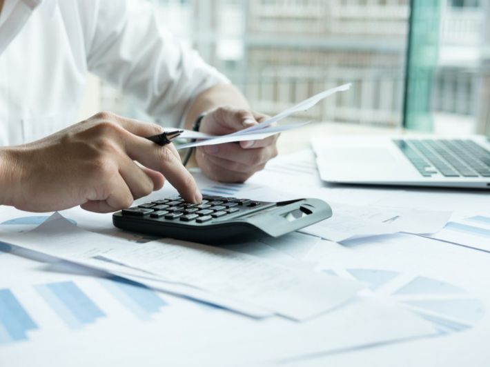 متى تُفرض ضريبة الاستقطاع